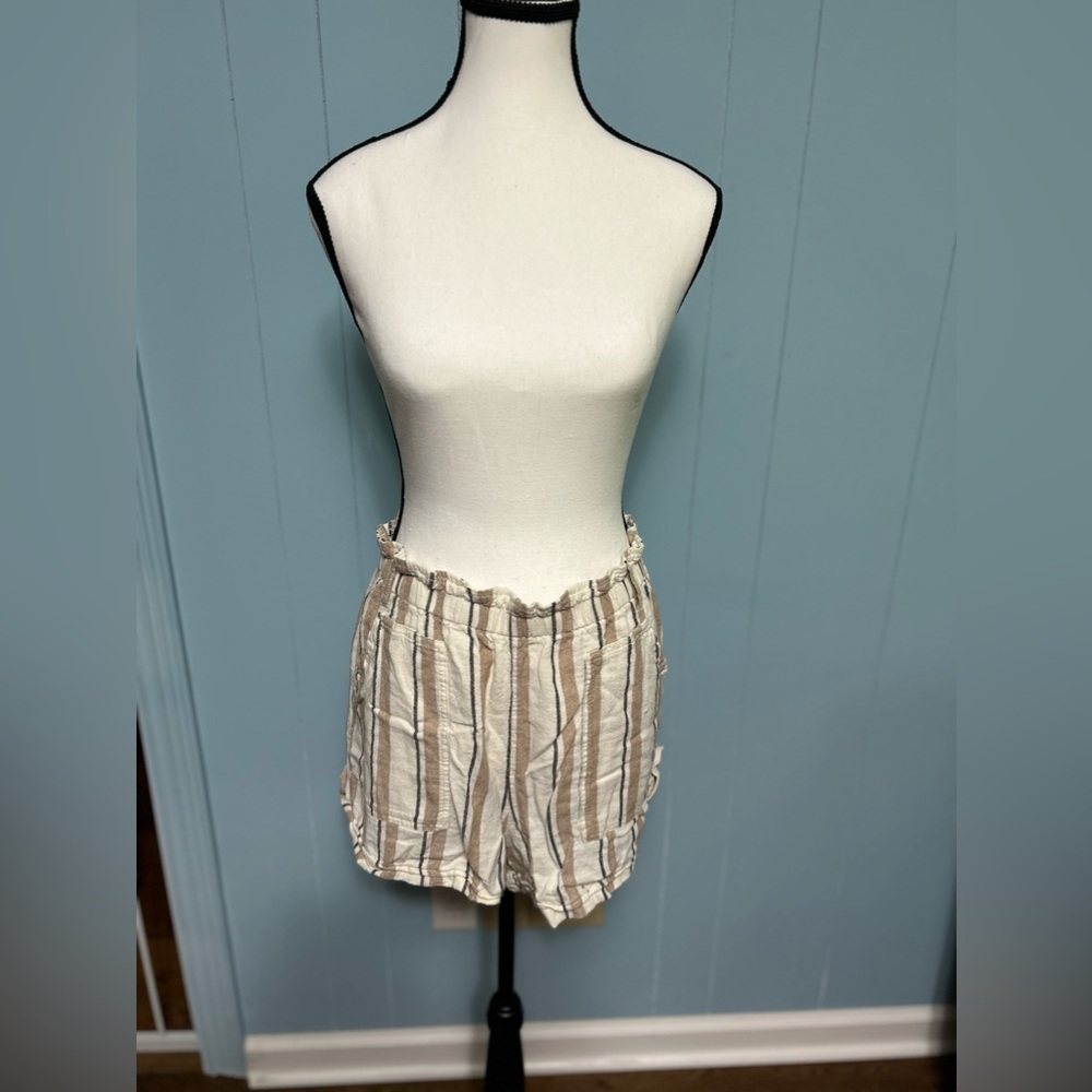 Linen/rayon shorts